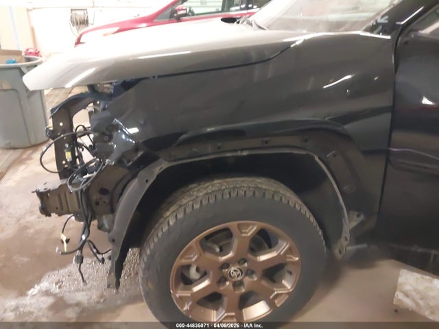 Продажа на аукционе авто 2024 Toyota Rav4 Hybrid Woodland Edition, vin: 2T3UWRFV8RW229915, номер лота: 44835071