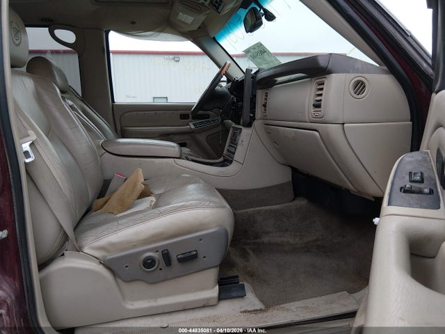 2004 Cadillac Escalade Standard მანქანა იყიდება აუქციონზე, vin: 1GYEK63N84R249460, აუქციონის ნომერი: 44835081