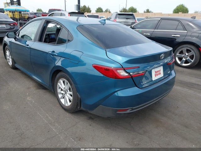 Toyota CAMRY LE 2025 4T1DAACK7SU153595 Image 3