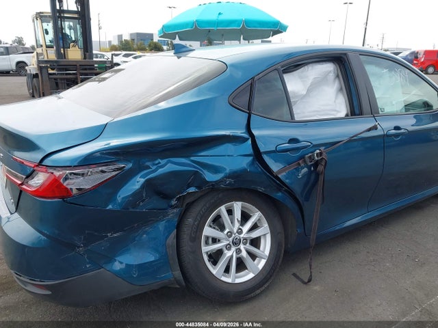 Toyota CAMRY LE 2025 4T1DAACK7SU153595 Image 6