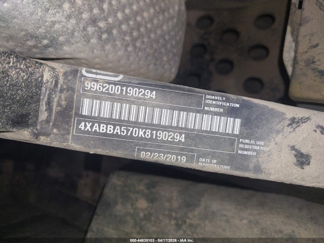4XABBA570K8190294 Polaris Gravely