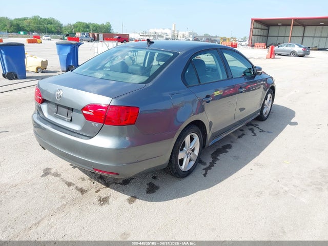 2012 Volkswagen Jetta 2.0l Tdi მანქანა იყიდება აუქციონზე, vin: 3VWLL7AJ4CM386523, აუქციონის ნომერი: 44835105