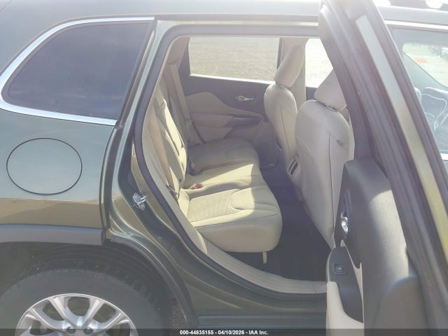 44835155 :رقم المزاد ، 1C4PJLCB9KD206083 vin ، 2019 Jeep Cherokee Latitude Fwd مزاد بيع