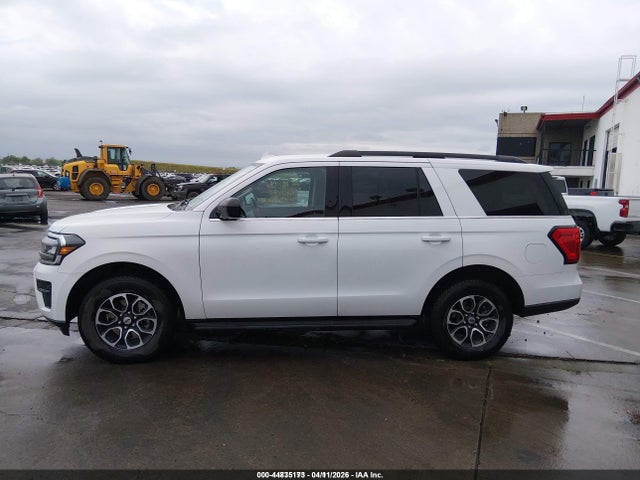 1FMJU1GT8NEA42498 Ford Expedition Xl