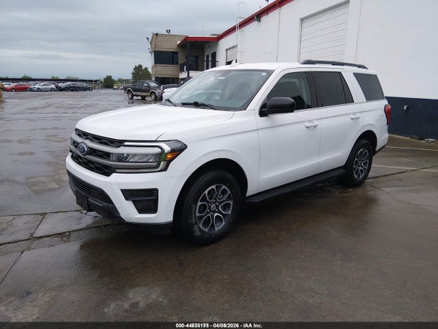1FMJU1GT8NEA42498 Ford Expedition Xl