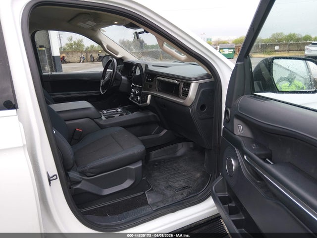 1FMJU1GT8NEA42498 Ford Expedition Xl