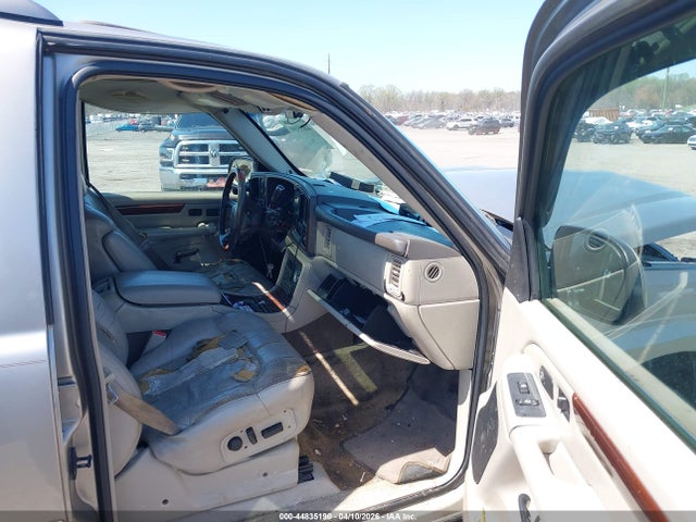 Продаж на аукціоні авто 2002 Cadillac Escalade Standard, vin: 1GYEK63NX2R144223, номер лоту: 44835190