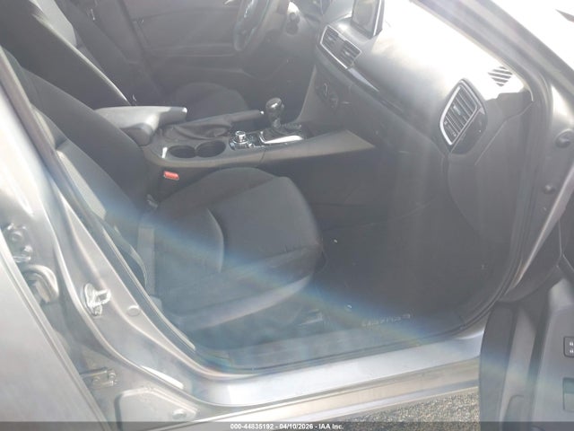 3MZBM1U70FM163258 Mazda Mazda3 I Sport