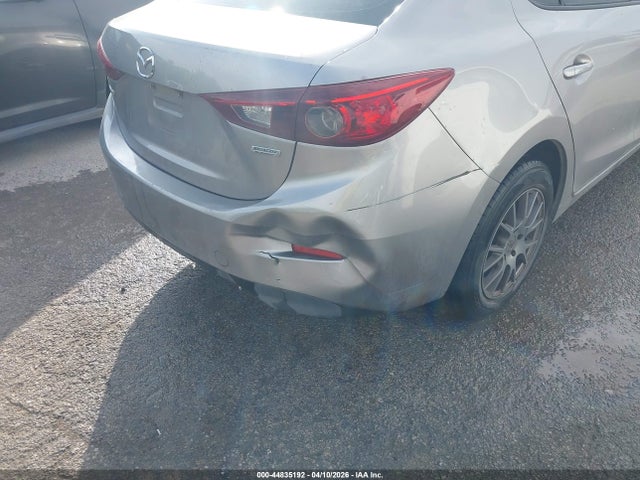 3MZBM1U70FM163258 Mazda Mazda3 I Sport