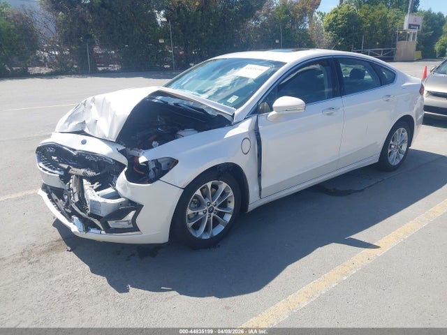 3FA6P0SU8KR115301 Ford Fusion Energi Titanium