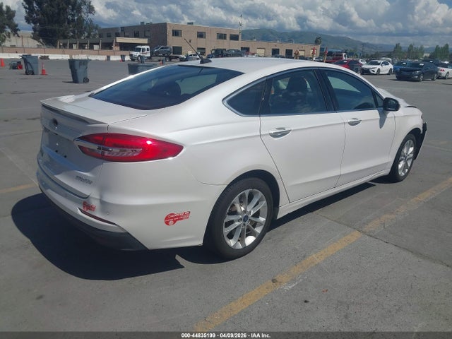 3FA6P0SU8KR115301 Ford Fusion Energi Titanium