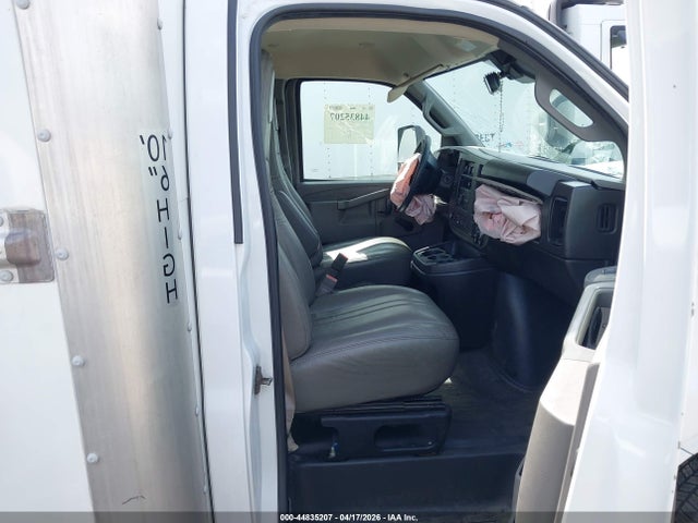 44835207 :رقم المزاد ، 7GZ37TCG4LN008549 vin ، 2020 Gmc Savana Cutaway Work Van مزاد بيع