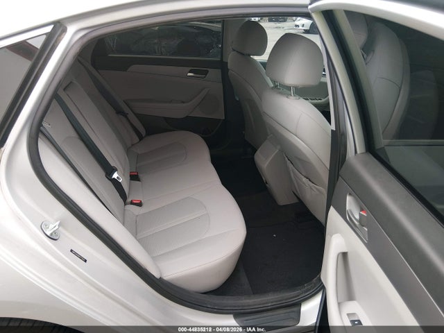 2019 HYUNDAI SONATA 5NPE24AA9KH775076 Photo 7