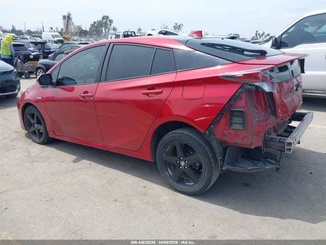 JTDKARFU4G3517136 Toyota Prius Three Touring