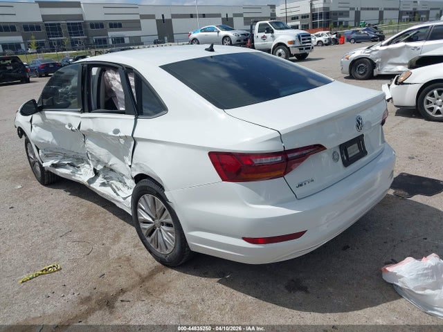 2019 Volkswagen Jetta 1.4t R-line/1.4t S/1.4t Se მანქანა იყიდება აუქციონზე, vin: 3VWCB7BU8KM195536, აუქციონის ნომერი: 44835250