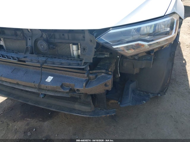 2019 Volkswagen Jetta 1.4t R-line/1.4t S/1.4t Se მანქანა იყიდება აუქციონზე, vin: 3VWCB7BU6KM252543, აუქციონის ნომერი: 44835274
