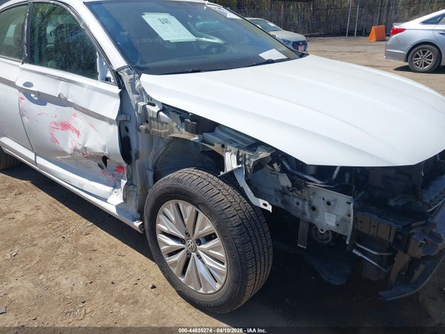 2019 Volkswagen Jetta 1.4t R-line/1.4t S/1.4t Se მანქანა იყიდება აუქციონზე, vin: 3VWCB7BU6KM252543, აუქციონის ნომერი: 44835274