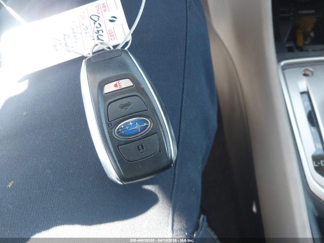 44835330 :رقم المزاد ، JF2SKAFCXMH564421 vin ، 2021 Subaru Forester Premium مزاد بيع