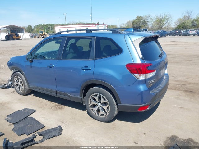 44835330 :رقم المزاد ، JF2SKAFCXMH564421 vin ، 2021 Subaru Forester Premium مزاد بيع