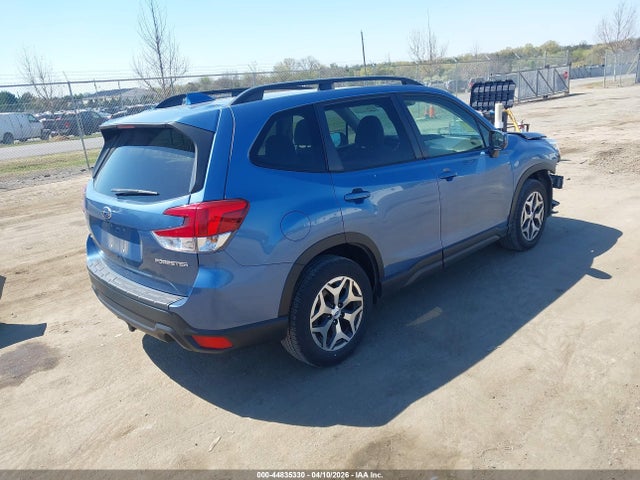 44835330 :رقم المزاد ، JF2SKAFCXMH564421 vin ، 2021 Subaru Forester Premium مزاد بيع