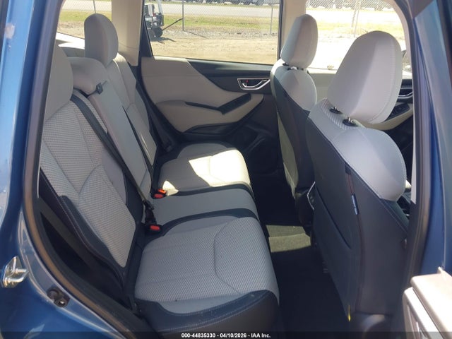 44835330 :رقم المزاد ، JF2SKAFCXMH564421 vin ، 2021 Subaru Forester Premium مزاد بيع