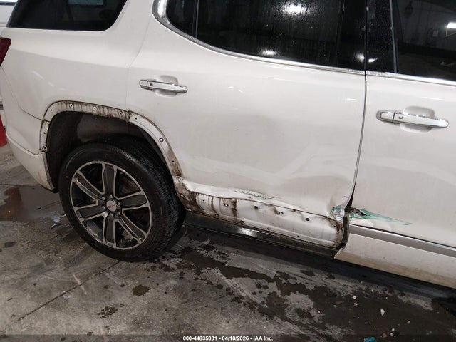 44835331 :رقم المزاد ، 1GKKNPLSXHZ274740 vin ، 2017 Gmc Acadia Denali مزاد بيع
