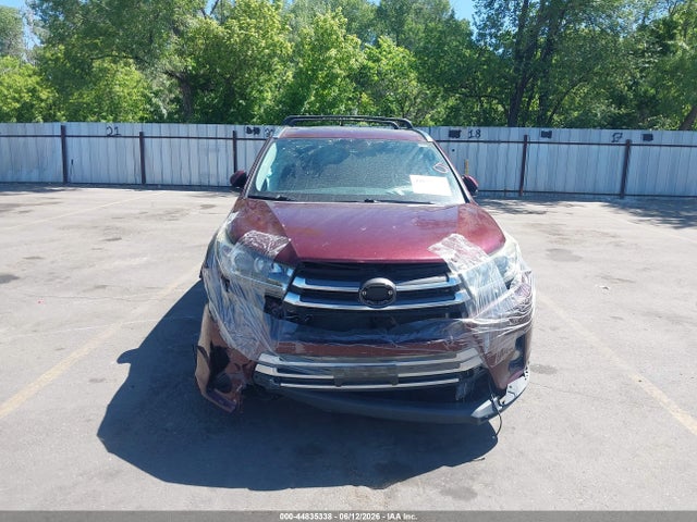 Toyota Highlander Limited 2018 5TDDZRFH6JS869581 Image 13