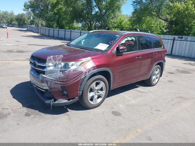Toyota Highlander Limited 2018 5TDDZRFH6JS869581 Image 2