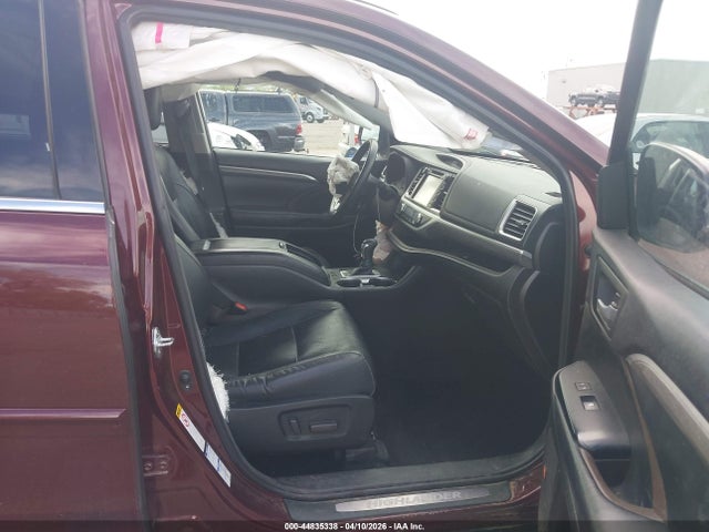 44835338 :رقم المزاد ، 5TDDZRFH6JS869581 vin ، 2018 Toyota Highlander Limited مزاد بيع