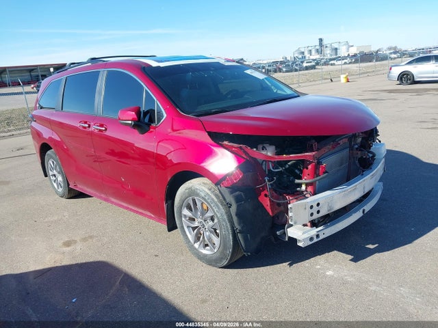 2024 TOYOTA SIENNA 5TDJSKFC8RS145180