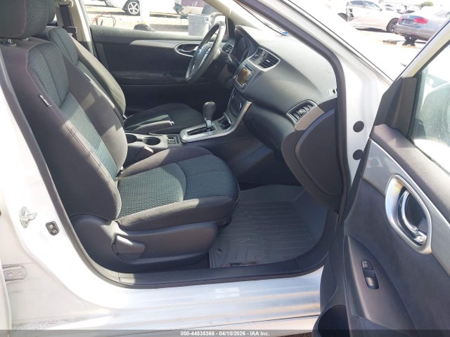 2015 Nissan Sentra Sr მანქანა იყიდება აუქციონზე, vin: 3N1AB7AP2FY292870, აუქციონის ნომერი: 44835368