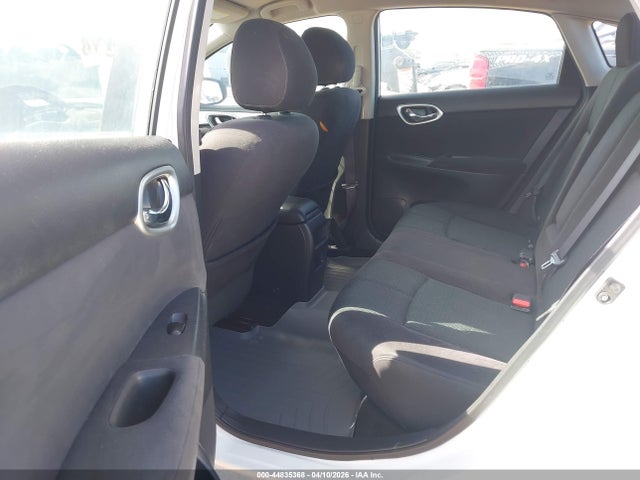 2015 Nissan Sentra Sr მანქანა იყიდება აუქციონზე, vin: 3N1AB7AP2FY292870, აუქციონის ნომერი: 44835368