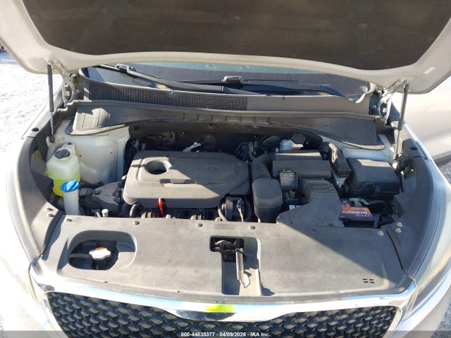 5XYPGDA32GG112717 KIA Sorento 2.4l Lx