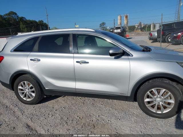 5XYPGDA32GG112717 KIA Sorento 2.4l Lx