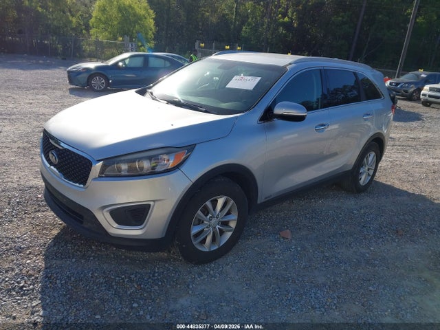 5XYPGDA32GG112717 KIA Sorento 2.4l Lx