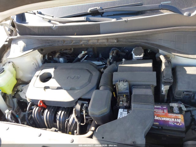 5XYPGDA32GG112717 KIA Sorento 2.4l Lx