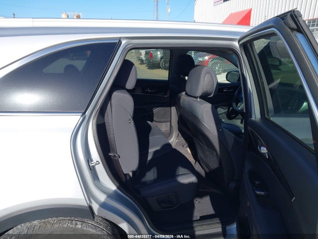 5XYPGDA32GG112717 KIA Sorento 2.4l Lx