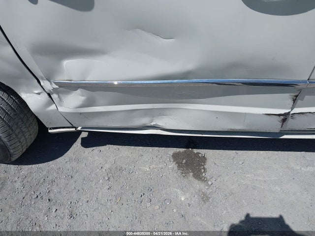 44835380 :رقم المزاد ، 2A4RR5D16AR212626 vin ، 2010 Chrysler Town & Country Touring مزاد بيع