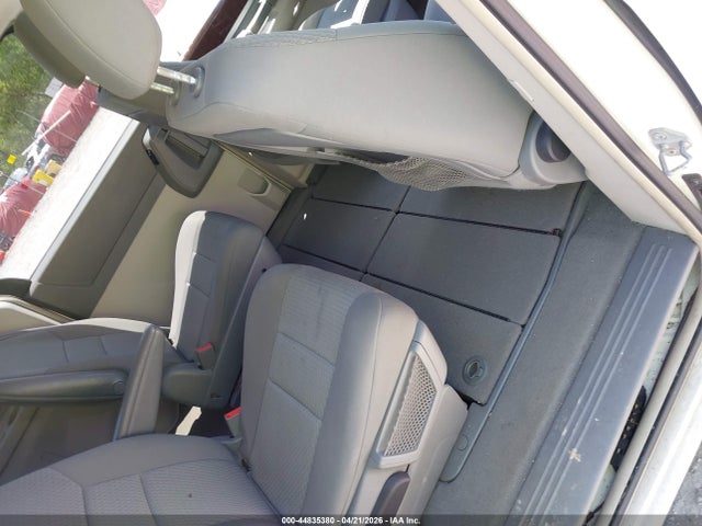 44835380 :رقم المزاد ، 2A4RR5D16AR212626 vin ، 2010 Chrysler Town & Country Touring مزاد بيع
