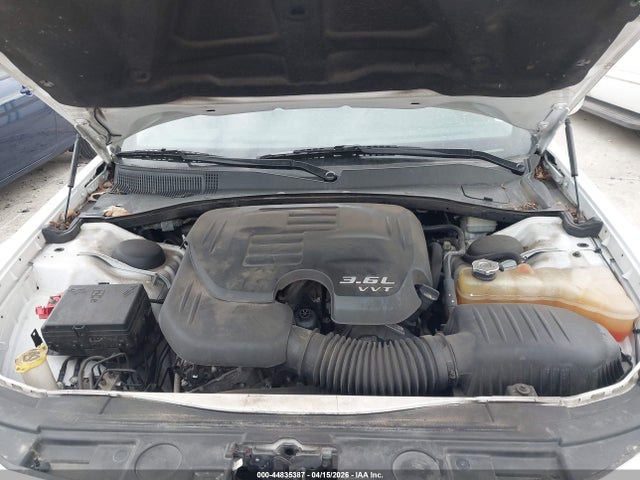 2014 CHRYSLER 300 2C3CCAAG8EH182785 Photo 9