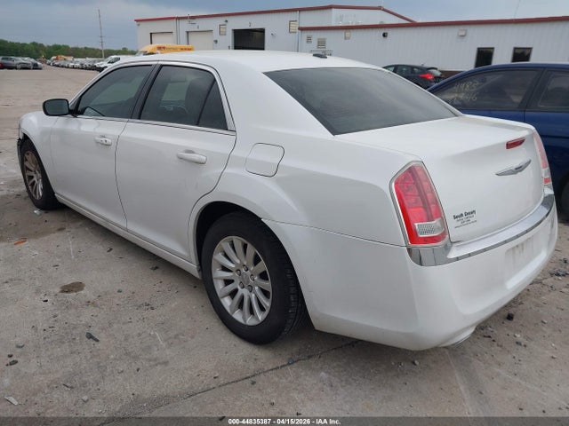 2014 CHRYSLER 300 2C3CCAAG8EH182785 Photo 2