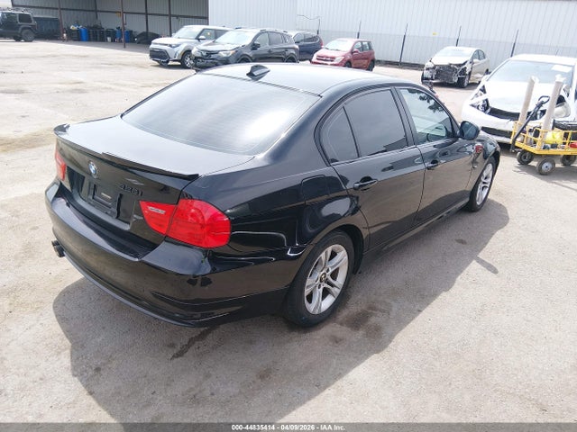 2011 Bmw 328i მანქანა იყიდება აუქციონზე, vin: WBAPH5G55BNM83672, აუქციონის ნომერი: 44835414