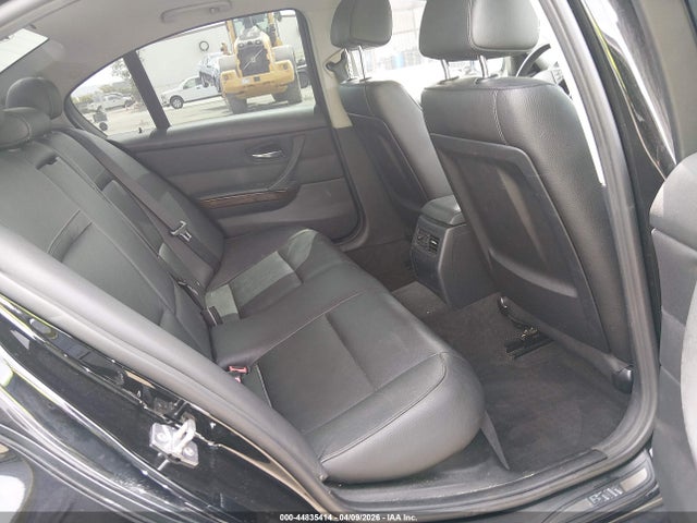 2011 Bmw 328i მანქანა იყიდება აუქციონზე, vin: WBAPH5G55BNM83672, აუქციონის ნომერი: 44835414