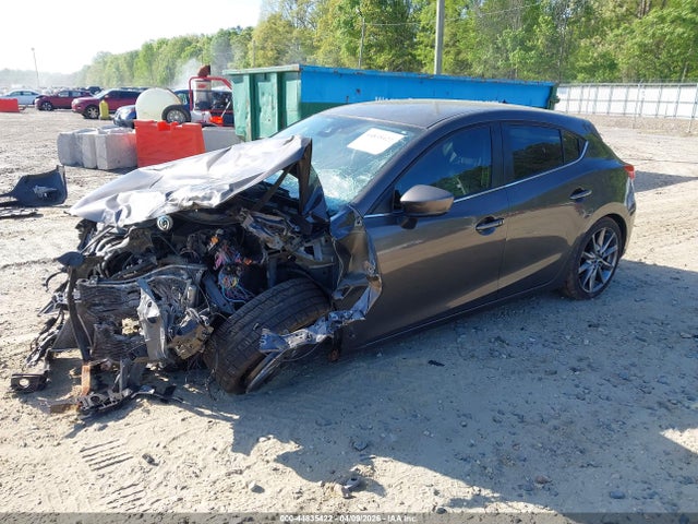 44835422 :رقم المزاد ، JM1BN1L32J1156025 vin ، 2018 Mazda Mazda3 Touring مزاد بيع