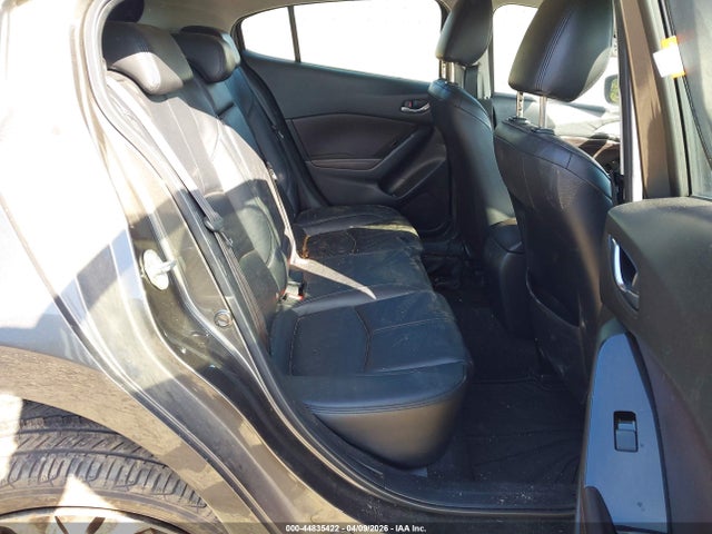 44835422 :رقم المزاد ، JM1BN1L32J1156025 vin ، 2018 Mazda Mazda3 Touring مزاد بيع