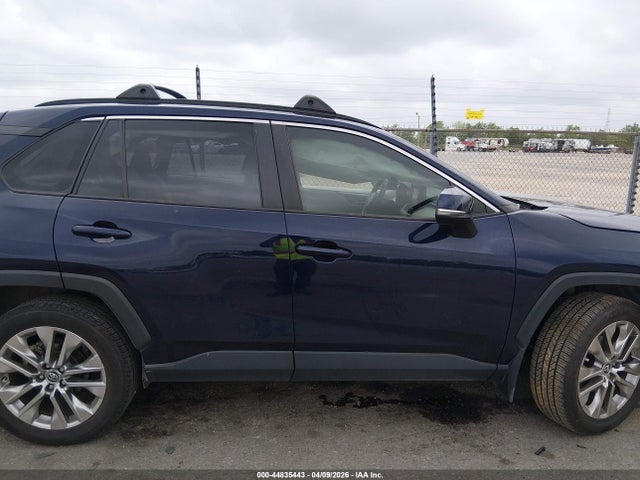 Toyota Rav4 Xle Premium 2019 JTMC1RFVXKD016901 Image 13