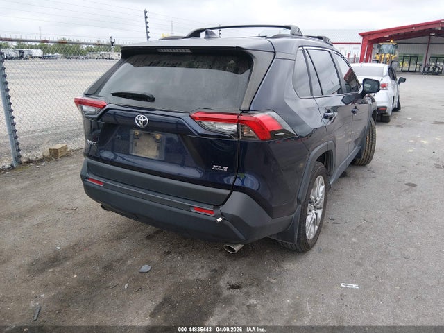 Toyota Rav4 Xle Premium 2019 JTMC1RFVXKD016901 Image 4