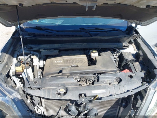 5N1DR2MN1JC638729 Nissan Pathfinder S