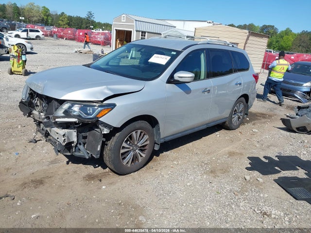 5N1DR2MN1JC638729 Nissan Pathfinder S