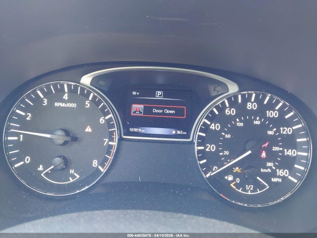5N1DR2MN1JC638729 Nissan Pathfinder S